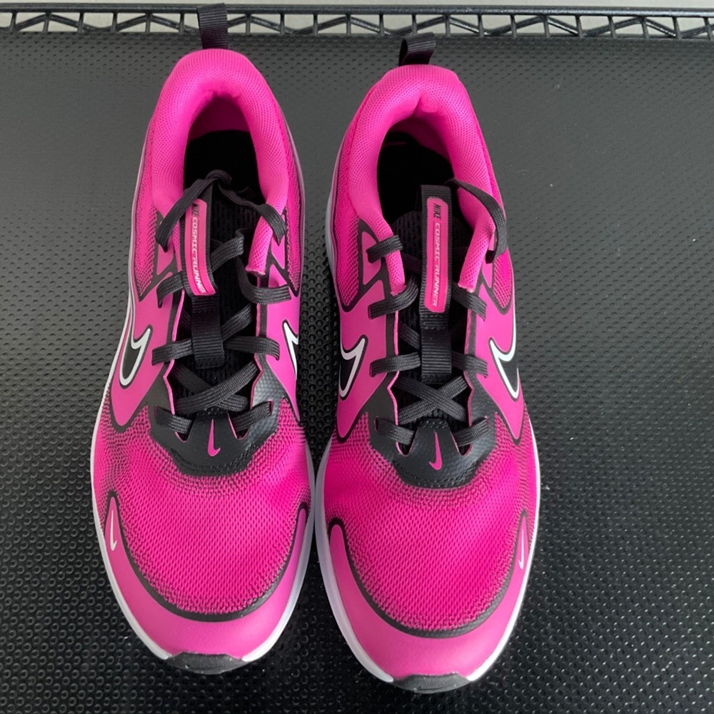 Nike Cosmic Runner GS Pink‎ Black White HM4402-602 Youth Running Shoes Size 6Y - Picture 7 of 16